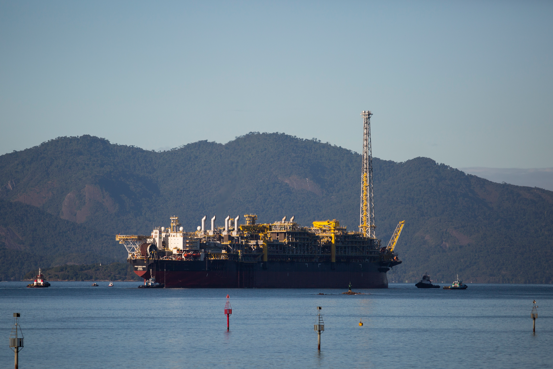 The FPSO Carioca.