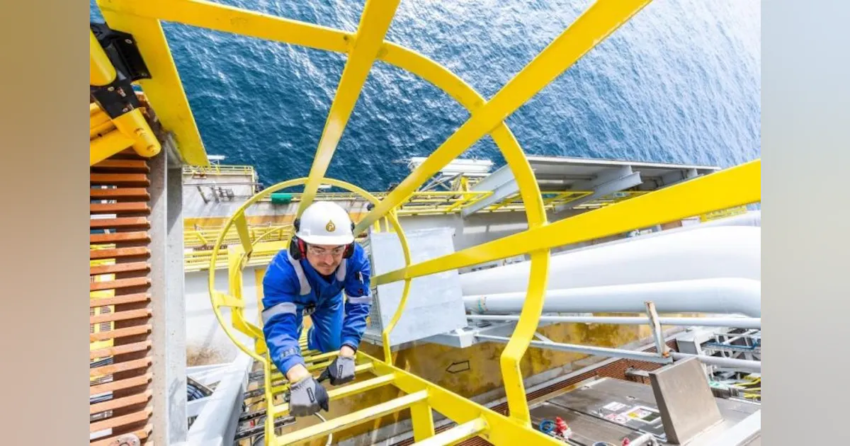Shell Epc Shell extends North Sea EPC arrangement with Petrofac | Offshore Magazine
