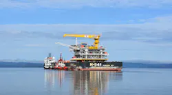 Sail-away of the Hod B topsides.