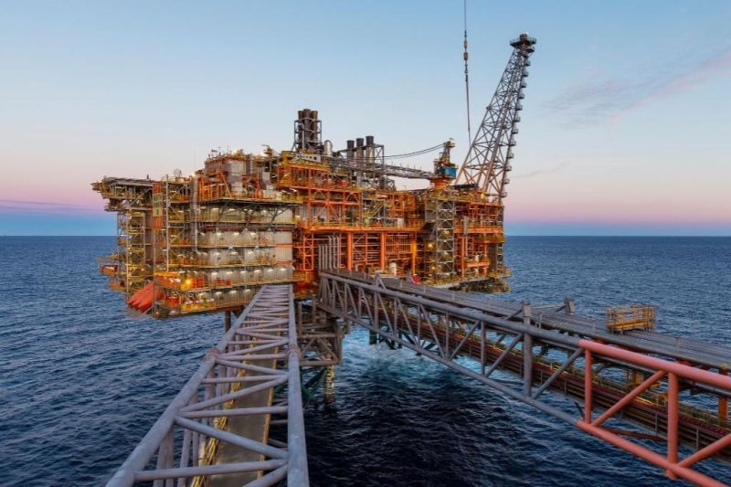 Woodside817 611bf15c85f4e