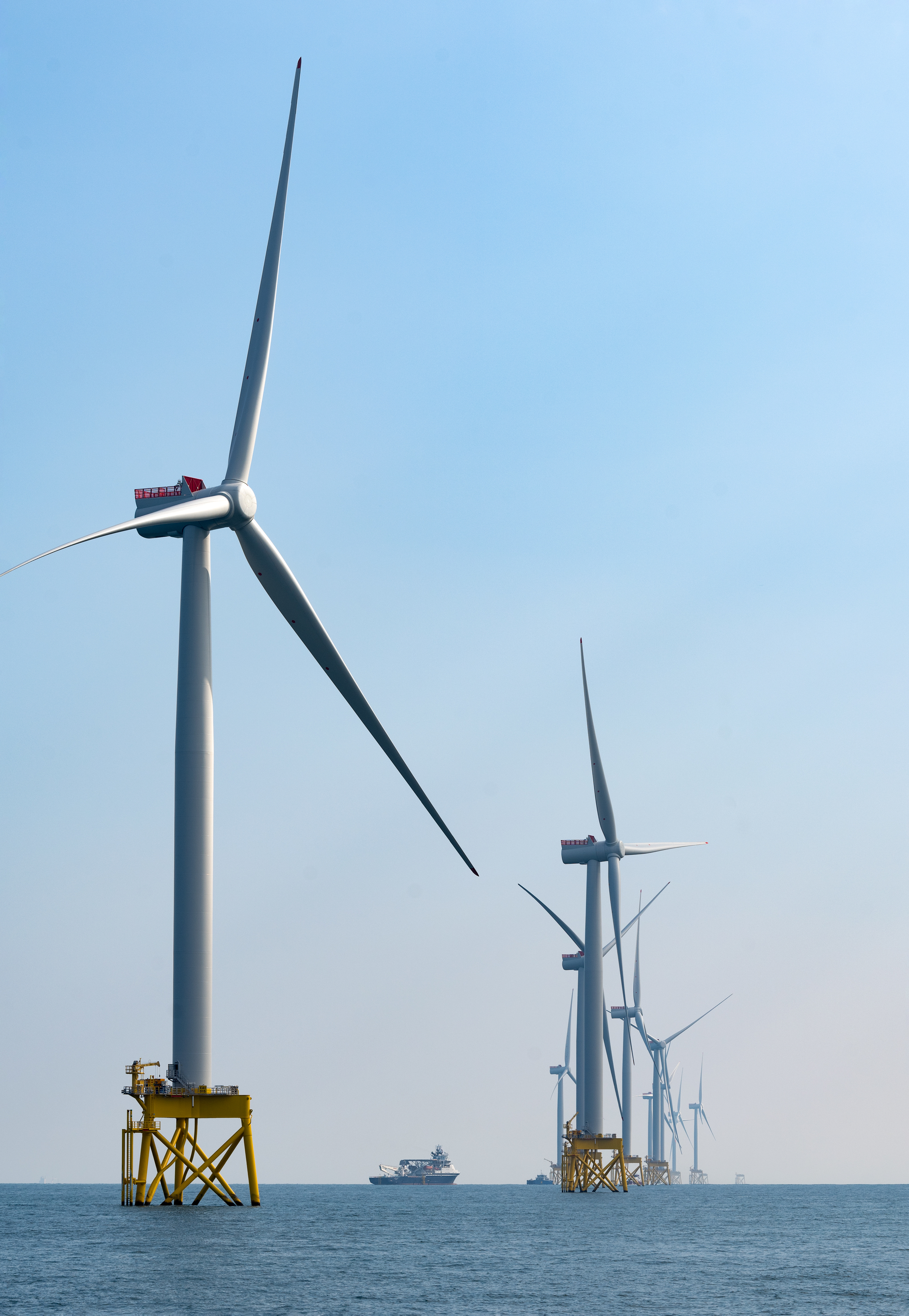 East Anglia One Offshore Windfarm 3 615373db6da73