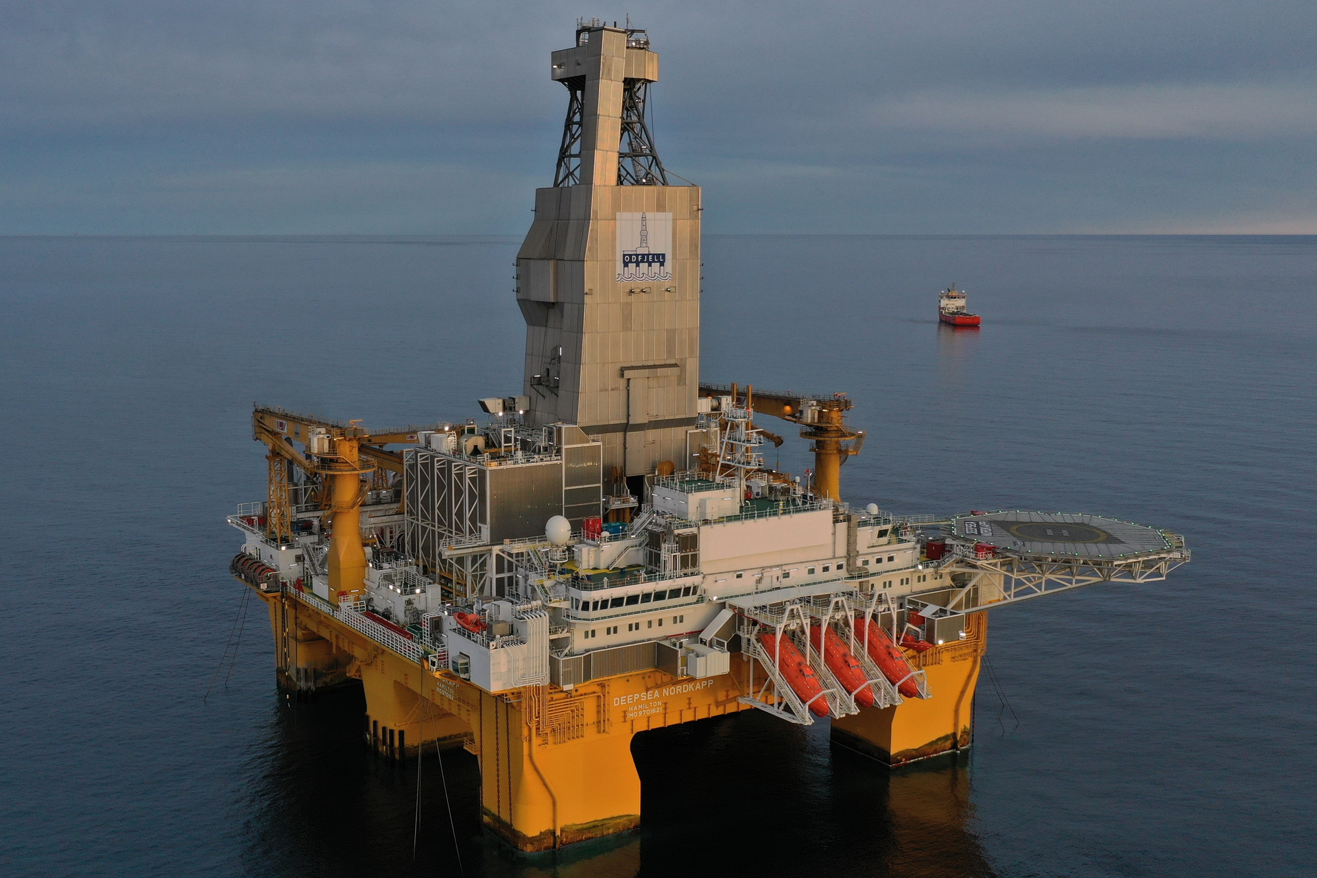 The semisubmersible Deepsea Nordkapp.