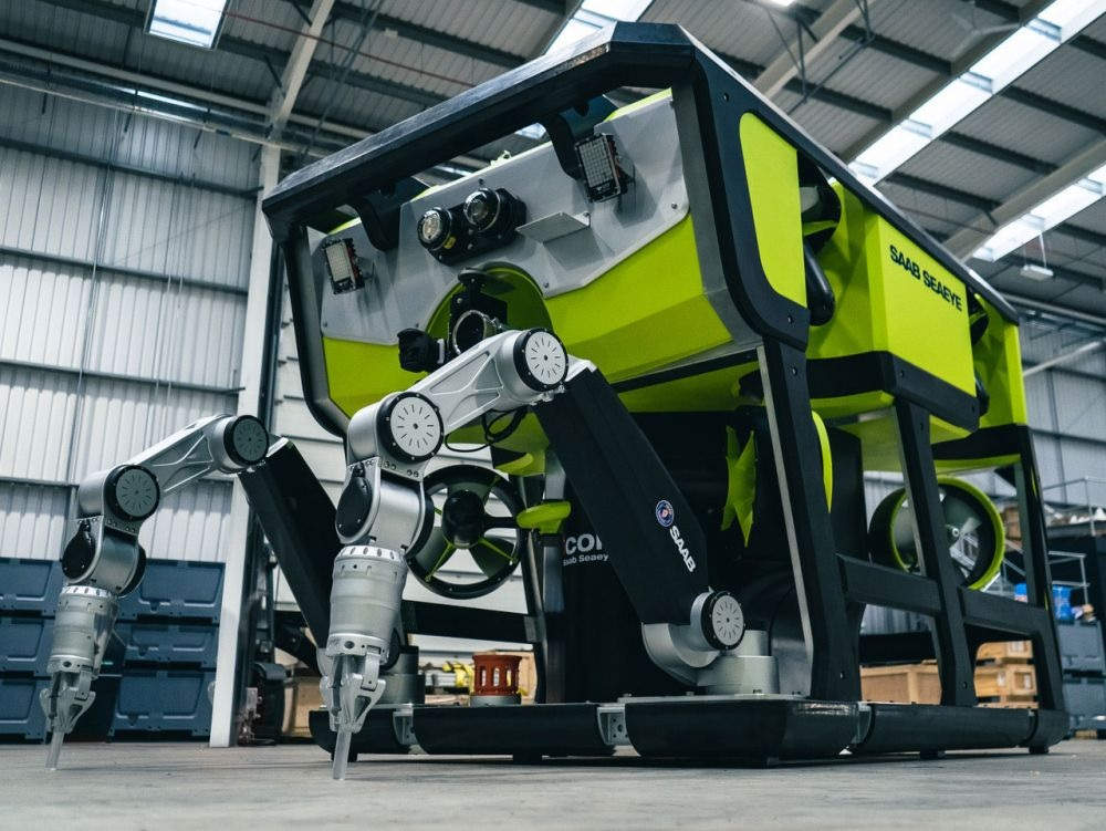 The eWROV is an intelligent all-electric, work-class underwater robot.