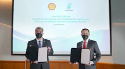 Adif Zulkifli (left), Petronas executive vice president and CEO of Upstream and Ivan Tan (right), Shell Malaysia chairman and senior vice president of Upstream Malaysia.