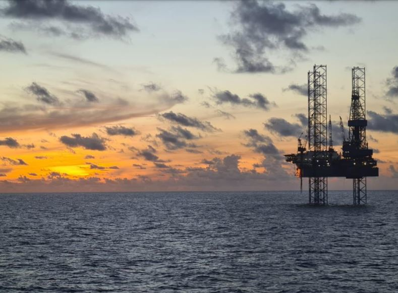 The jackup Valaris JU-107.