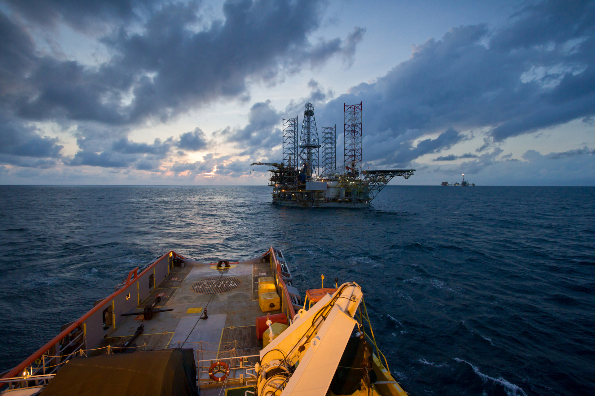 Noble, Maersk Drilling Merger Moves Closer | Offshore