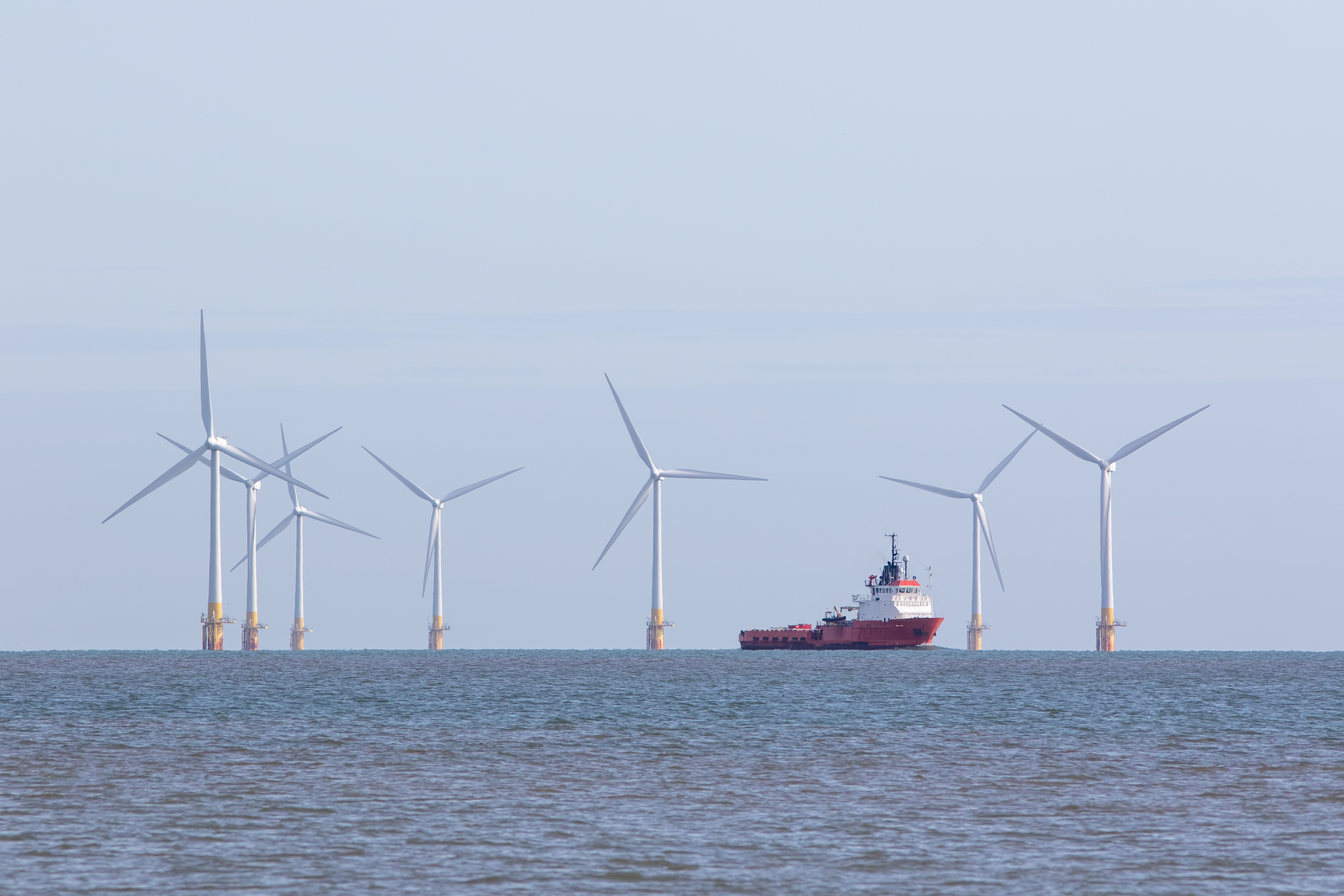 Offshore Wind Tug Dreamstime M 157316173 62617cd351615