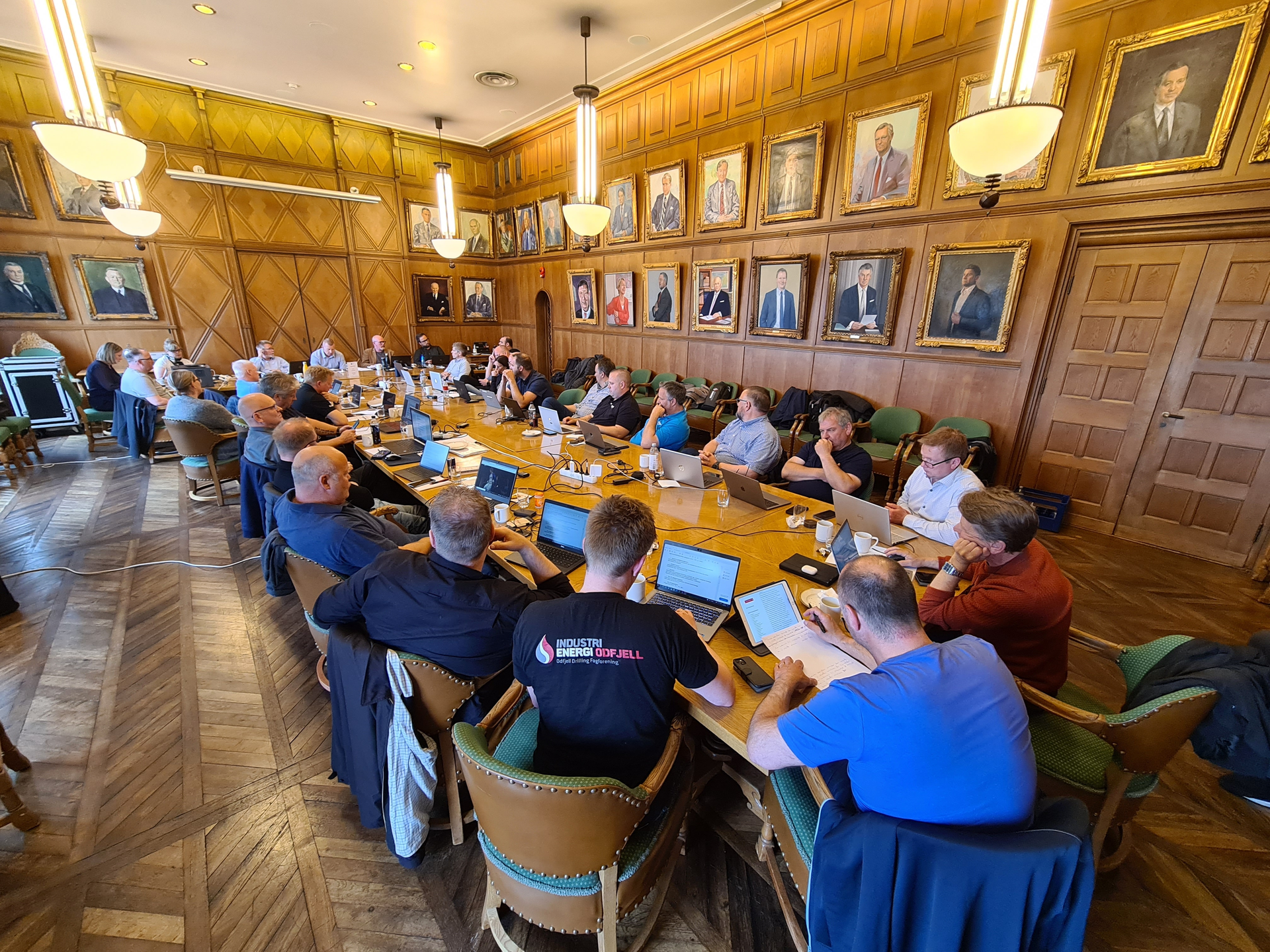 Industri Energi 62881910636a8