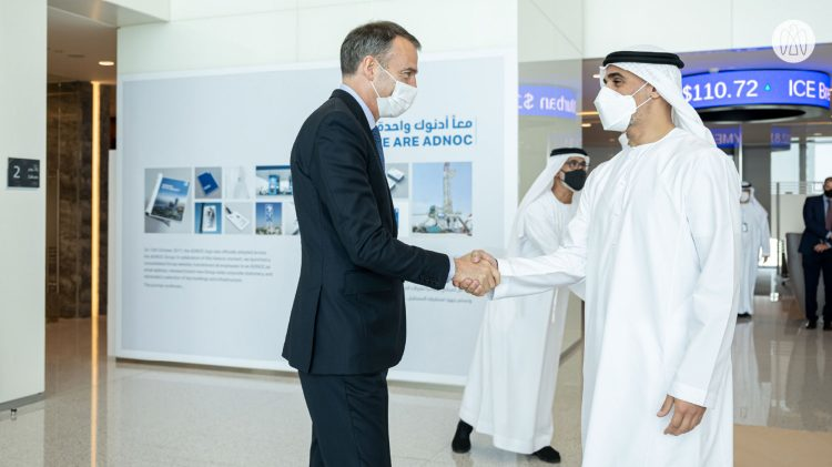 Bp Ceo With Hh Sheikh Khaled 628ced83ac3b2