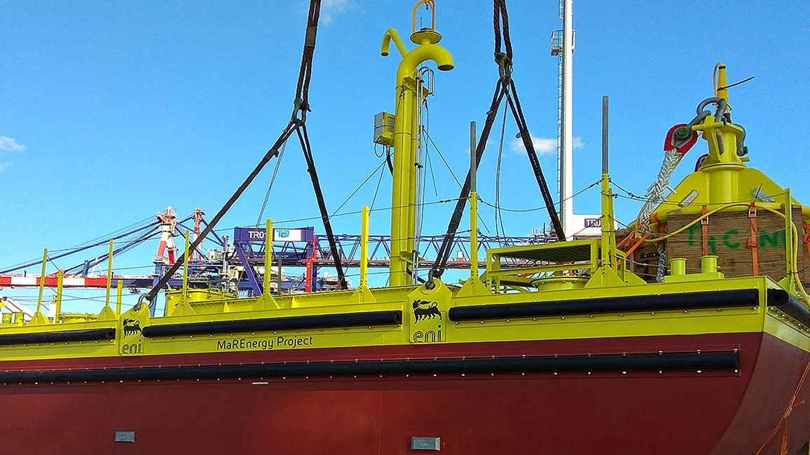 ENEA and RSE have calculated that if wave energy could be fully harnessed, we could obtain 2 TW of energy could be obtained, about 18 trillion KWh per year, almost equal to the entire world&rsquo;s annual electricity demand. Eni's ISWEC system (pictured) converts the energy of ocean waves into electrical energy.