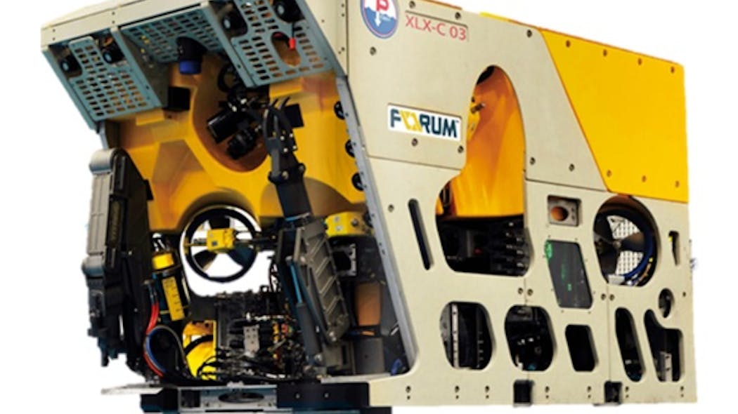 The XLX-C Heavy Duty ROV system features an intelligent control system and intuitive automatic control modes.