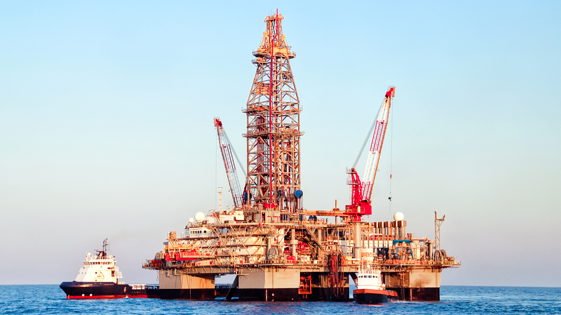 Oil Rig Gulf Of Mexico Dreamstime M 94146855