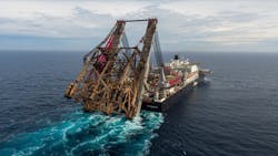 Gyda jacket removal Gyda jacket removal