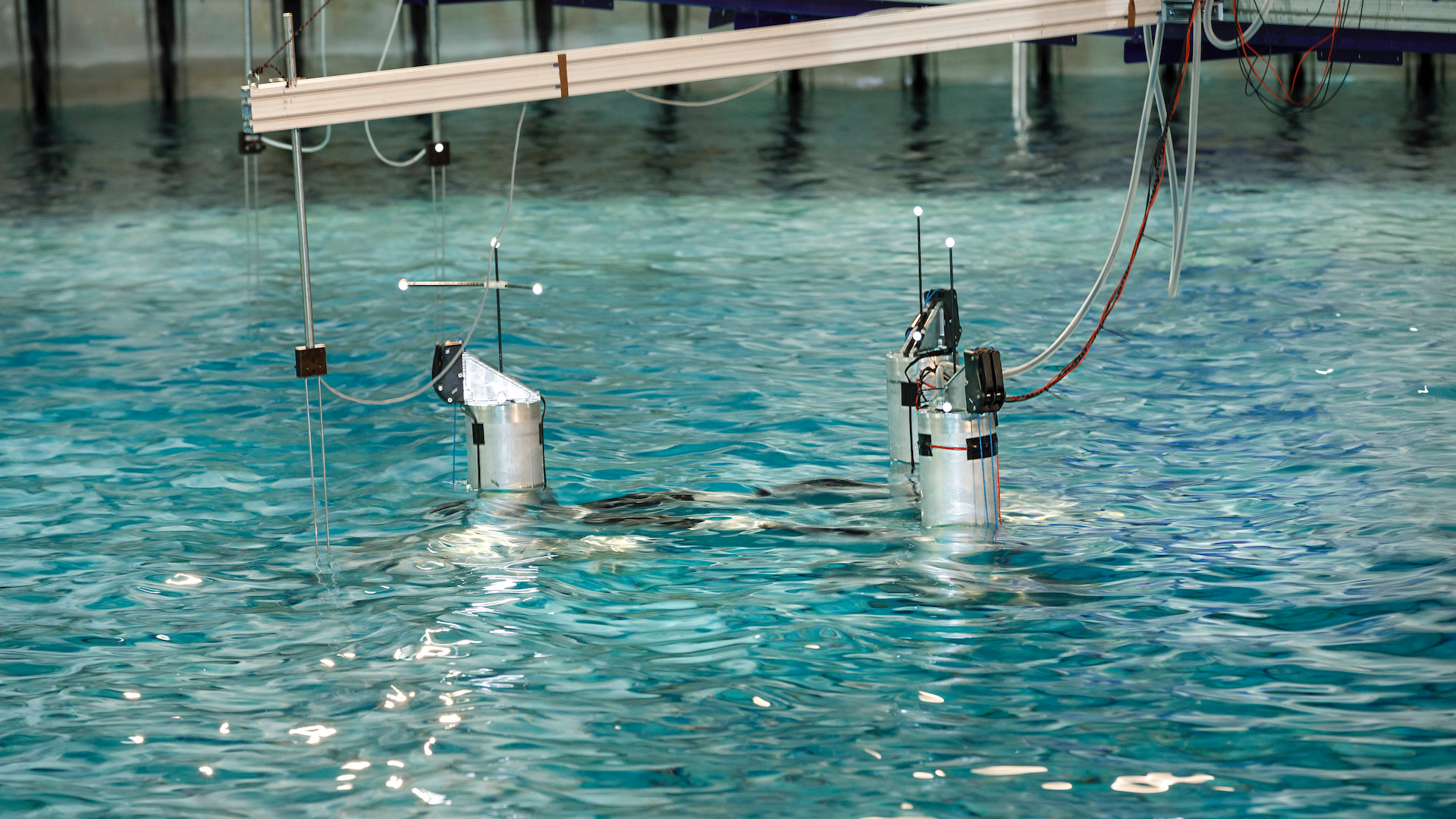 Bombora completes tank testing of a floating hybrid energy platform.