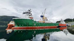 Cf Fortune Som Ligg Til Kai Ved Green Yard Kleven Skal Byggast Om Fr Psv Til Rov For Oceanic Foto Karl Johan Barstad 62f44340c010b Cf Fortune Som Ligg Til Kai Ved Green Yard Kleven Skal Byggast Om Fr Psv Til Rov For Oceanic Foto Karl Johan Barstad 62f44340c010b