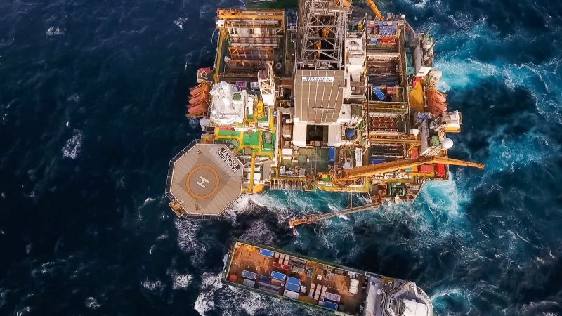 Deepsea Stavanger is a sixth-generation deepwater and harsh environment semisubmersible rig.
