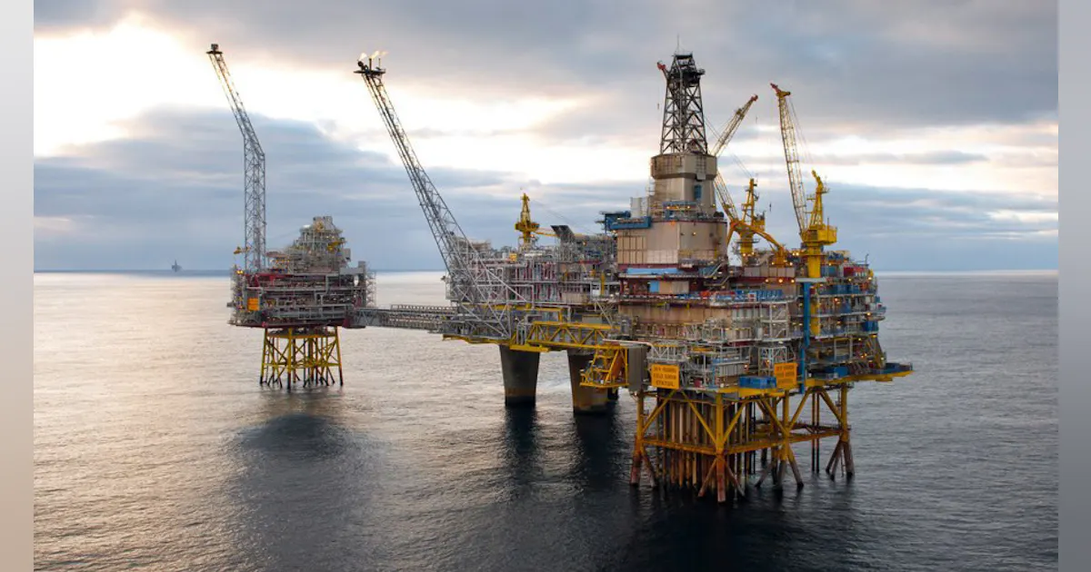 Simicranes Handal secures offshore crane work for Petronas Carigali | Offshore ...