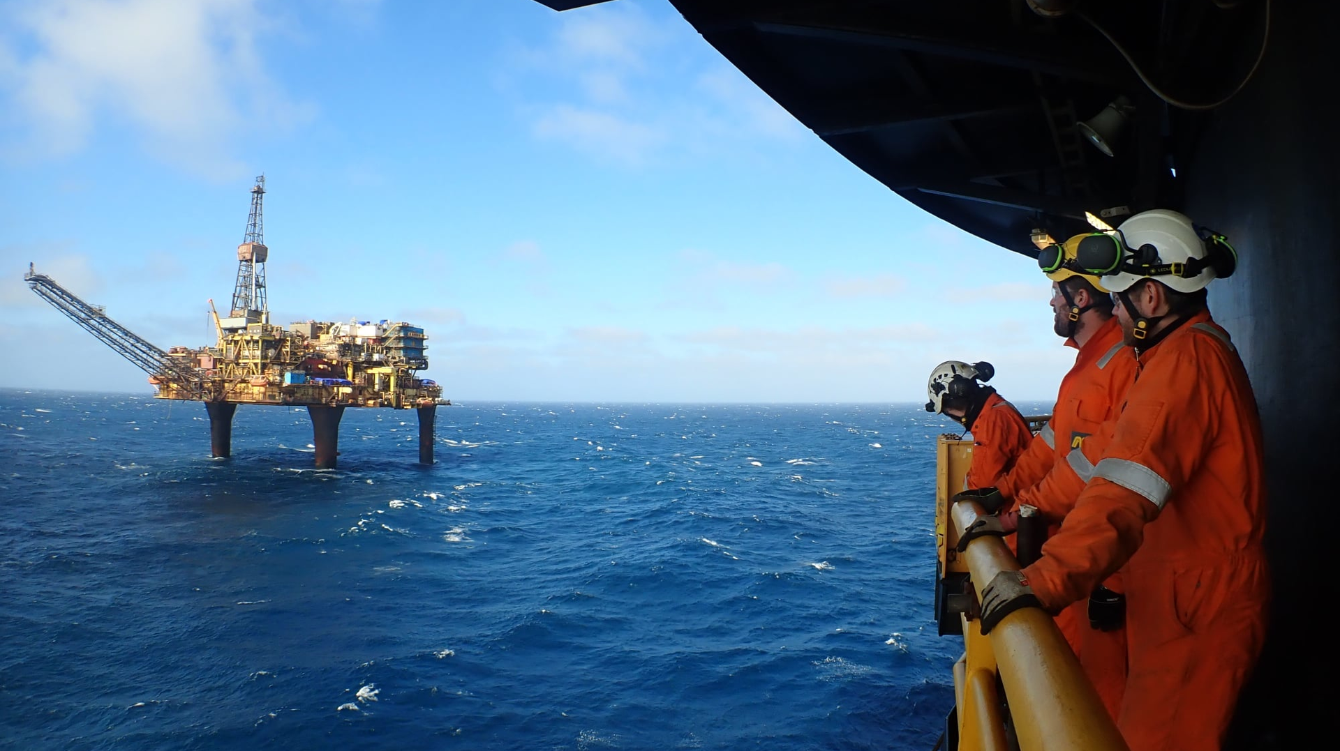 In the past two decades, AF Offshore Decom has as main contractor and consortium partner prepared, removed, dismantled and recycled more than 300.000 tons of oil and gas infrastructure from the North Sea.