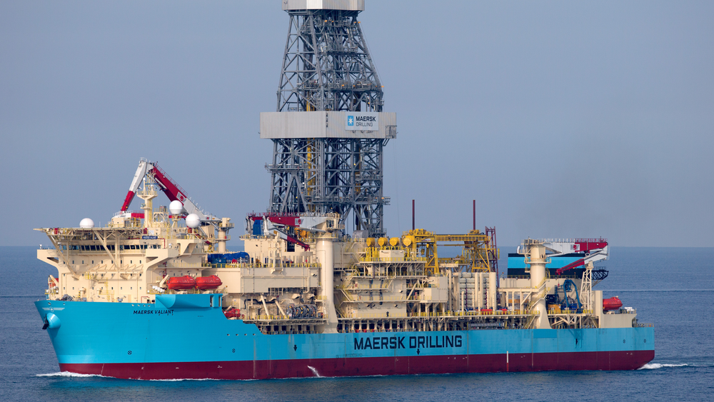 Maersk Valiant Drillship 632c730873414