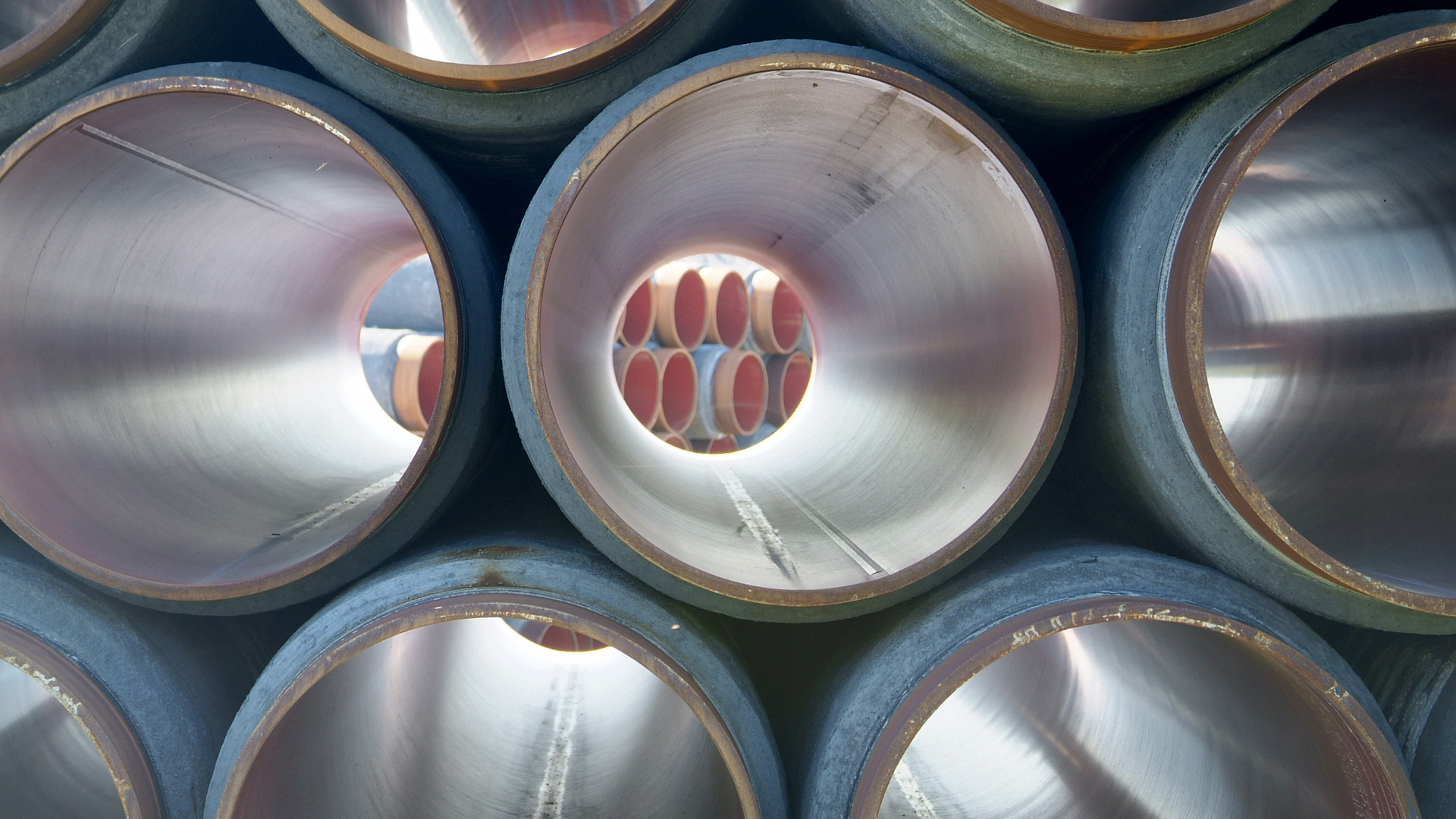 Pipes Dreamstime M 891565