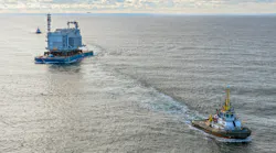 Topside Tenne T Hollandse Kust (noord) Onderweg Naar Zijn Eindbestemming 20 Km Uit Kust Egmond Aan Zee Met Tussenstop I Jmuiden Fotograaf Fl