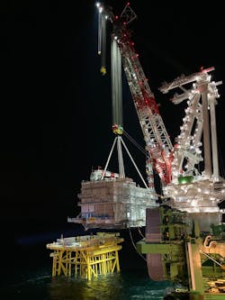 Plaatsing Van Tenne T's Topside Hollande Kust (noord) Op Het Onderstel (jacket) Maandagavond 3 Oktober Door De Orion Foto Tenne T Plaatsing Van Tenne T's Topside Hollande Kust (noord) Op Het Onderstel (jacket) Maandagavond 3 Oktober Door De Orion Foto Tenne T