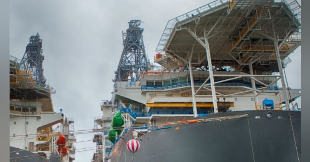 Sembcorp Marine delivers Deepwater Titan drilling rig to Transocean ...