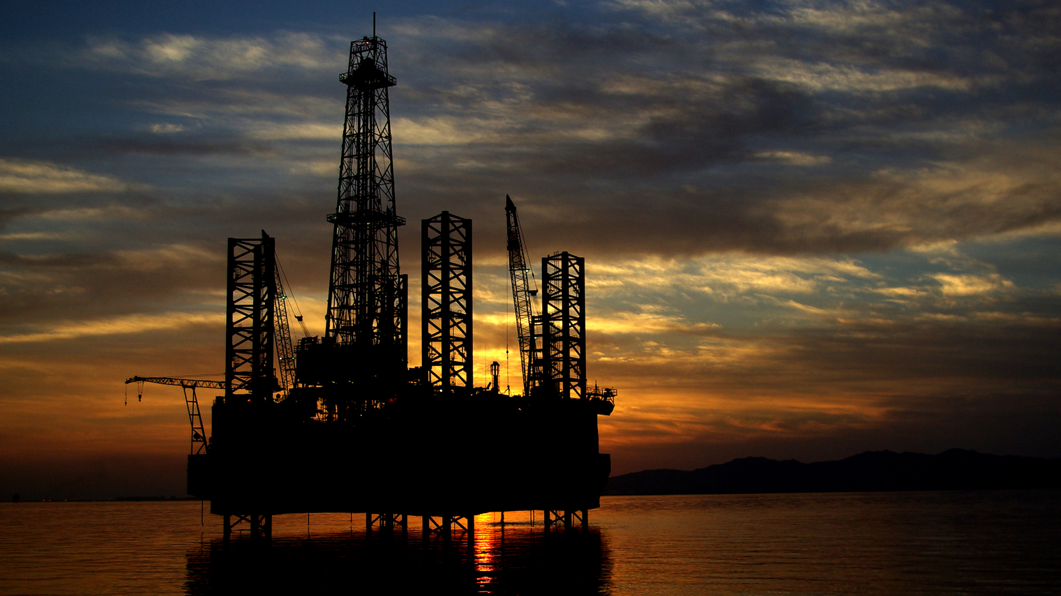 Unrelated oil and gas operations in the Red Sea offshore Egypt