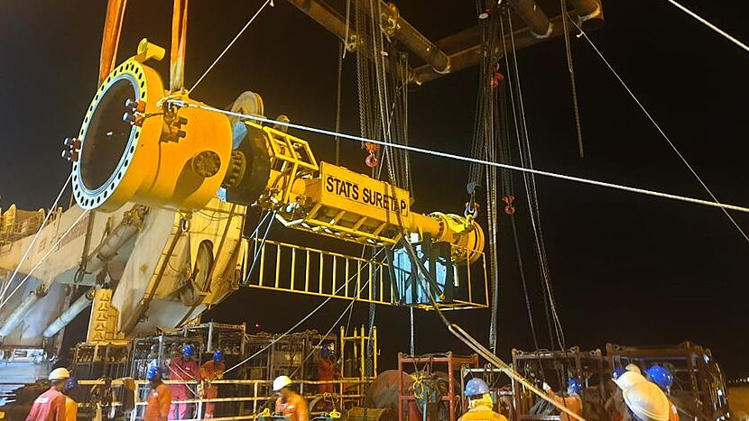 48' SureTap subsea hot tap machine