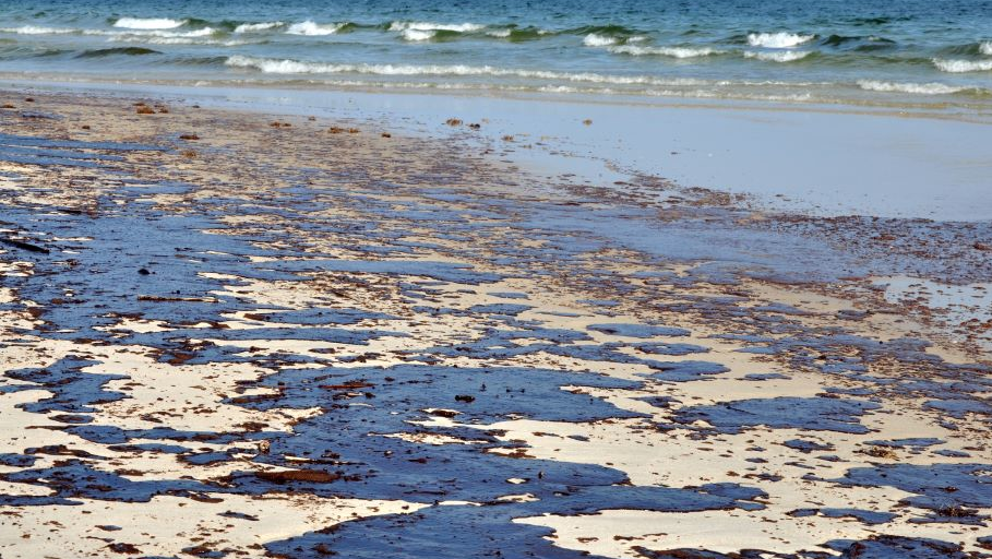 Oil Spill 640638505e611
