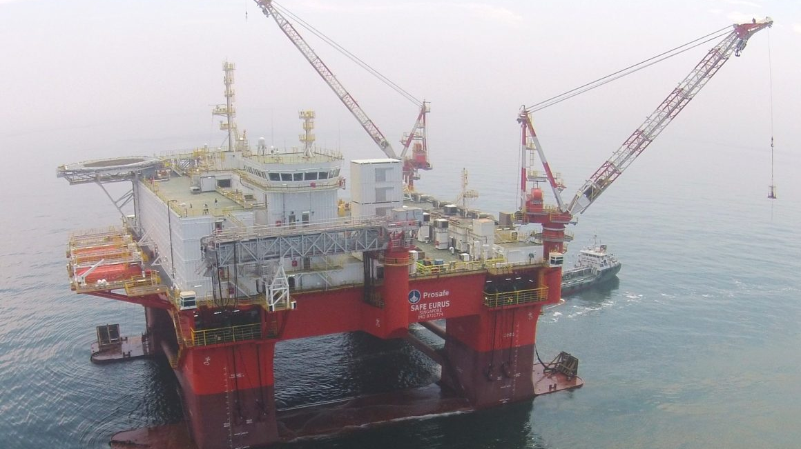 Safe Eurus is a semisubmersible ASV designed for worldwide operations excluding Norway.