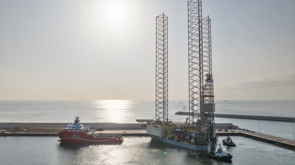 The Noble Innovator jackup operates under the Danish flag.