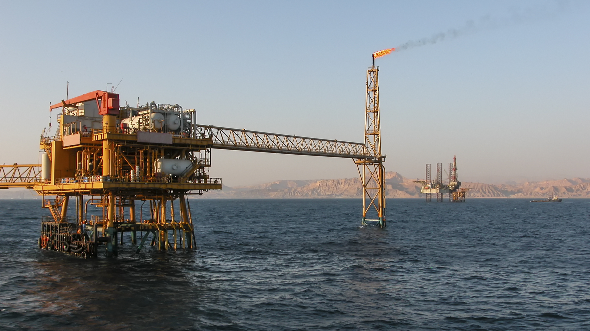 Oil Production Platform Flare Dreamstime M 94513725 6540530070f22