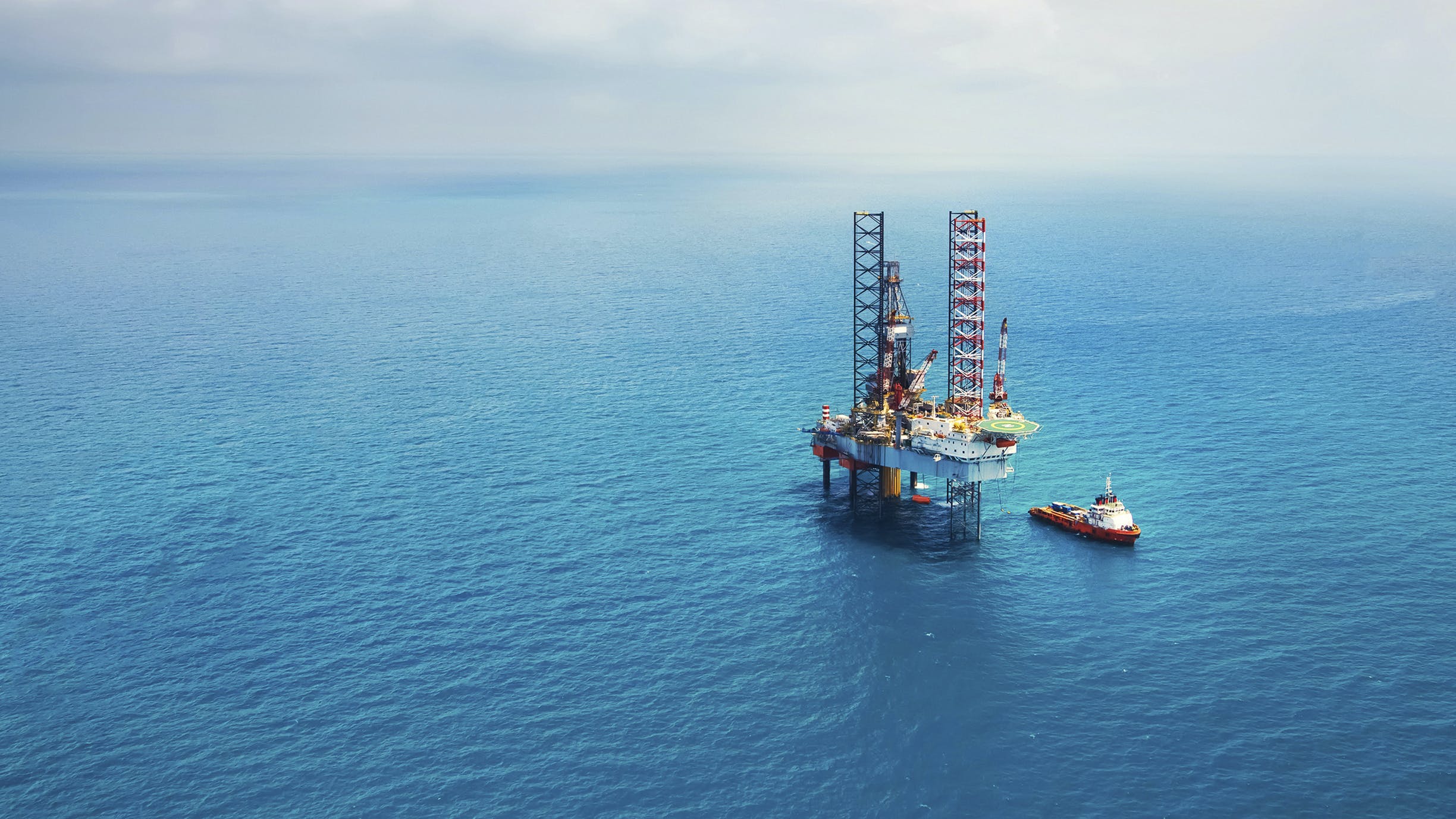 Blue Water Shipping can transport by road, sea and air to the oil and energy sector as well provide tailored solutions for oversize and heavy project cargo to companies.