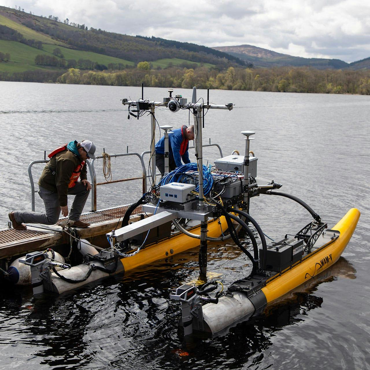 The photo of the OPT Wave Adaptive Modular Vehicle (WAM-V -16) was taken at the end of April 2023 at Loch Ness, Scotland, during trials on the loch to scan it using the UXO detecting technology.