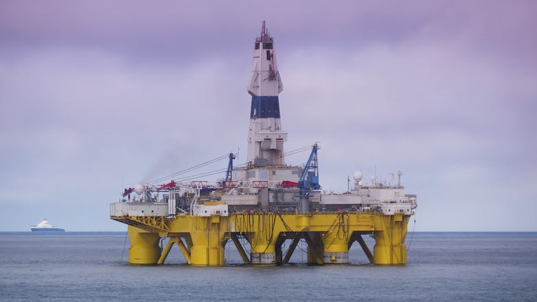 https://img.offshore-mag.com/files/base/ebm/os/image/2024/01/65a5a361c4e7df001e2fe9f1-offshore_drilling_rig_in_gulf_of_mexico_dreamstime.png?auto=format%2Ccompress&w=320