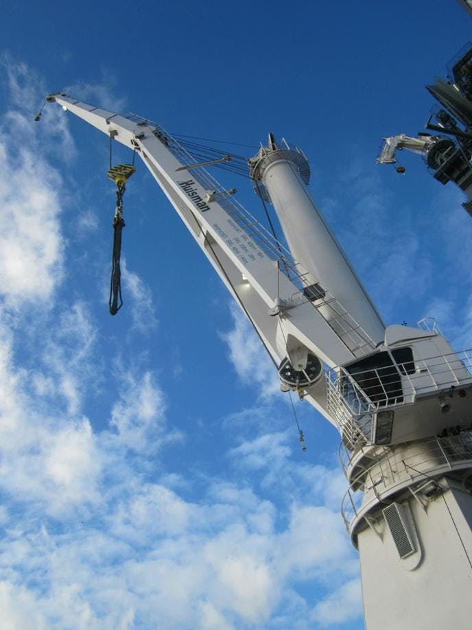 huisman_offshore_mast_crane huisman_offshore_mast_crane