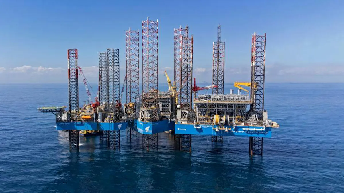 NFE to sell, deliver LNG produced at its offshore Mexico FLNG unit ...