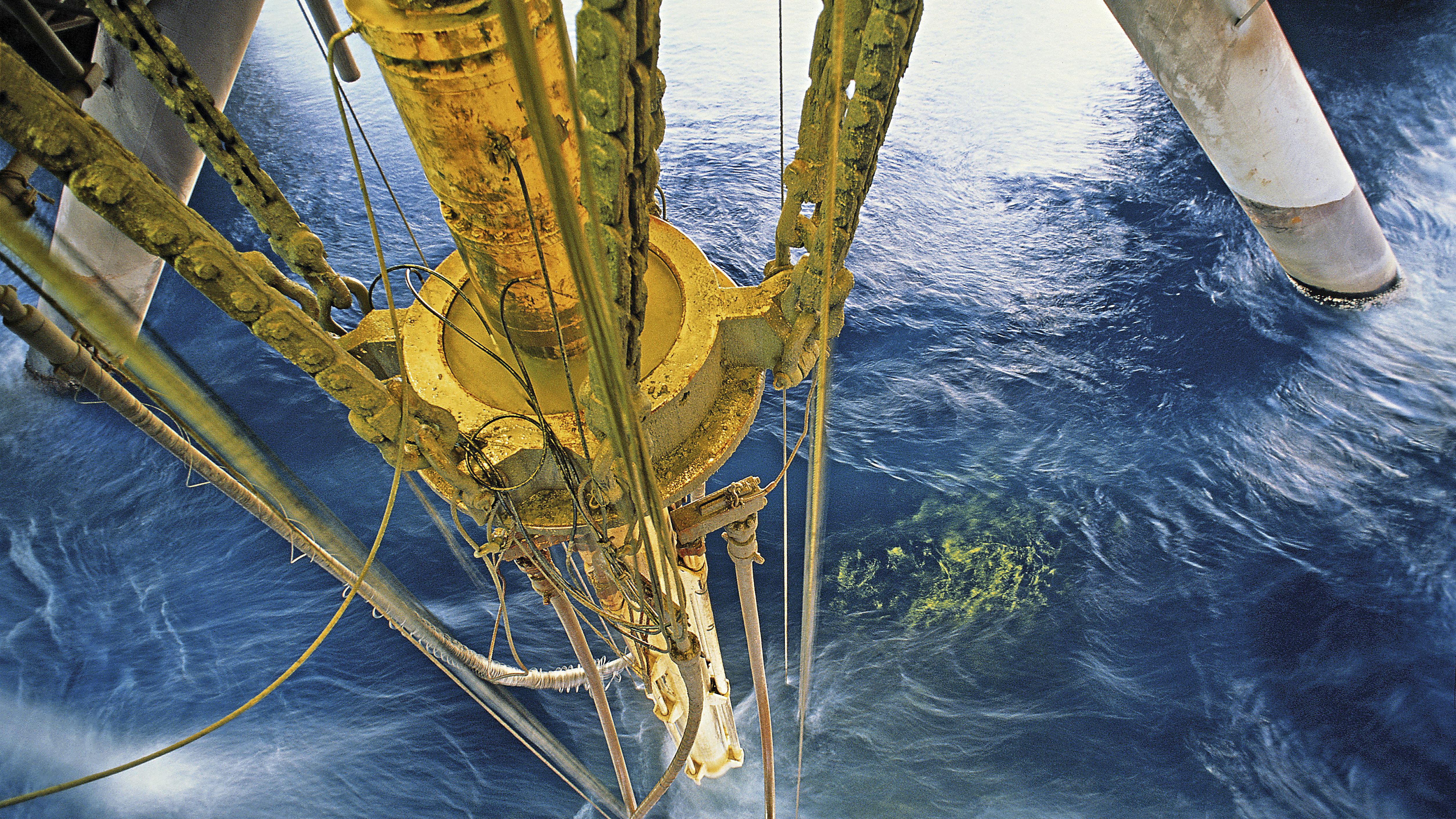 65de486ebc6214001e6e8d81 Svenska Ea6447001