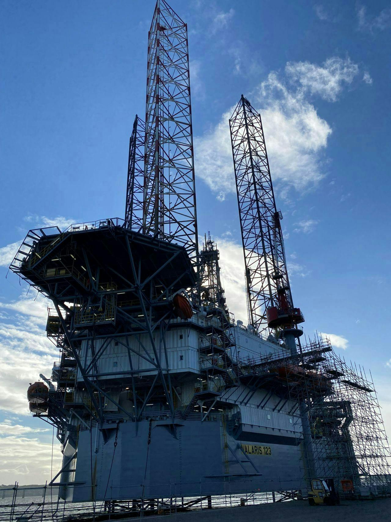 Valaris 123 jackup rig Valaris 123 jackup rig