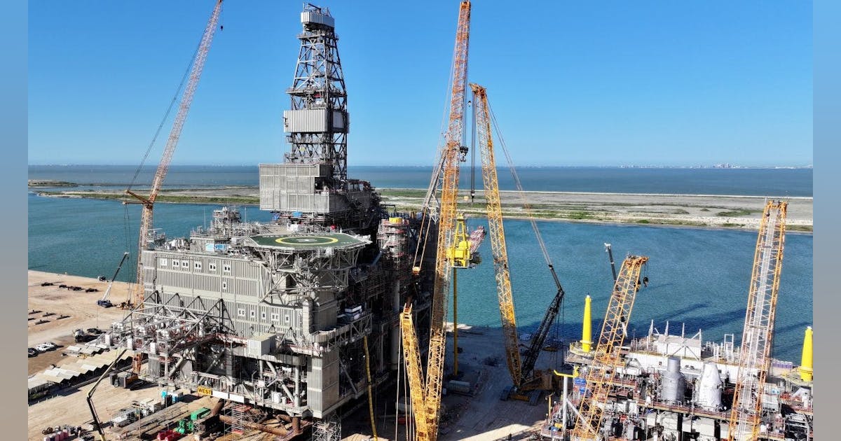 Construction completed on two components of West White Rose platform ...