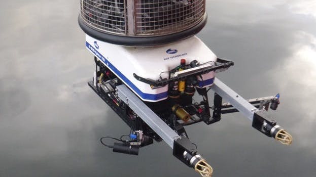 An ROV example features two FiGS sensors mounted for pipeline inspection.