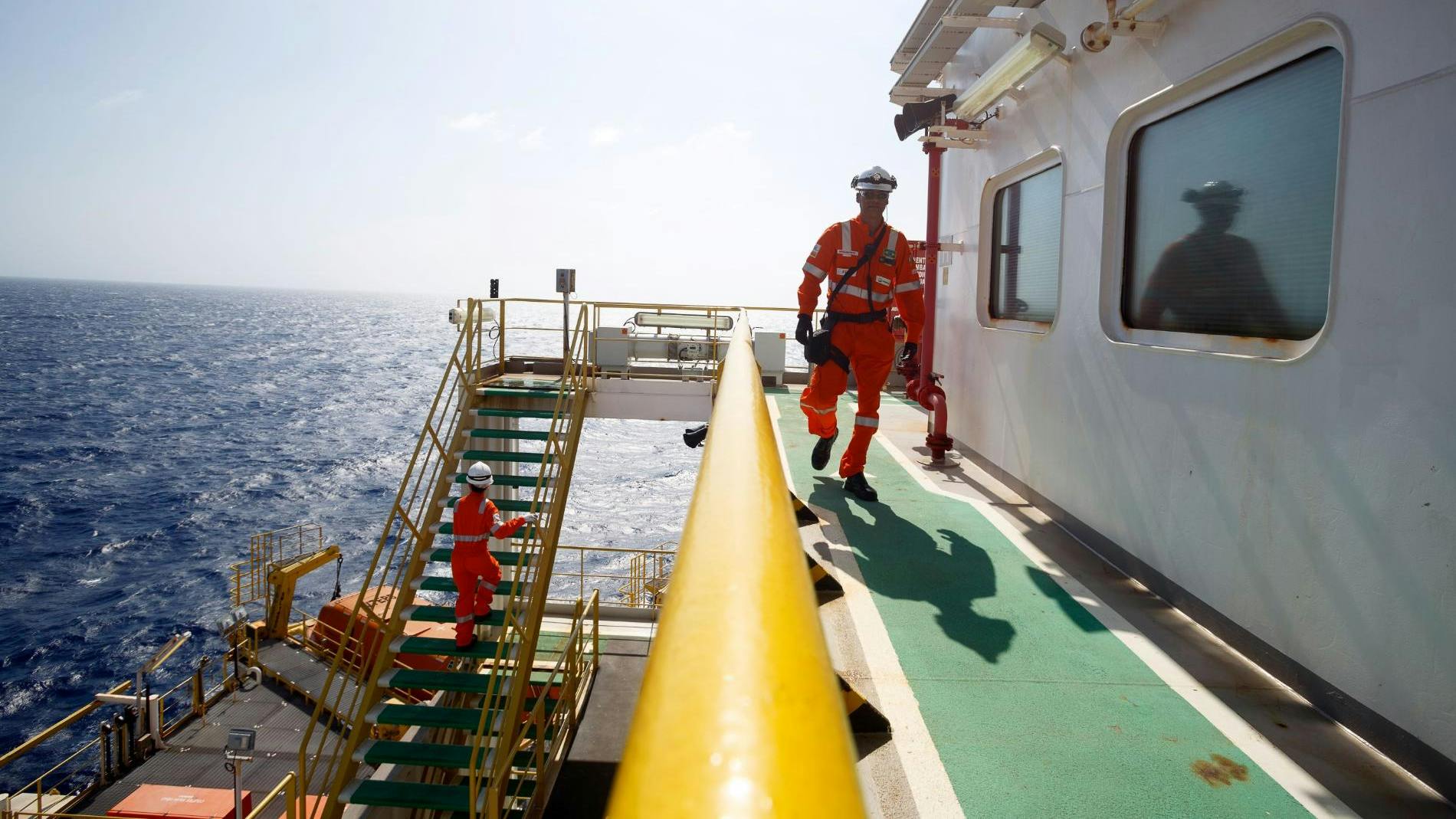 Petrobras and Halliburton ink offshore well intervention contract