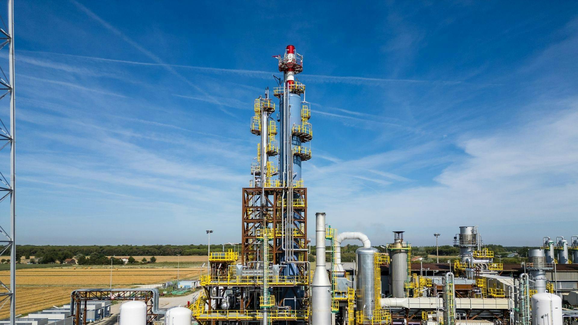 Phase 1 of the project will capture, transport and store CO₂ emissions from Eni&rsquo;s natural gas treatment plant in Casalborsetti (pictured), in the municipality of Ravenna, estimated at about 25,000 tonnes/year.