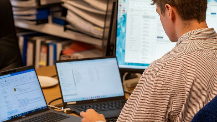 Consub engineer developing ISOPs