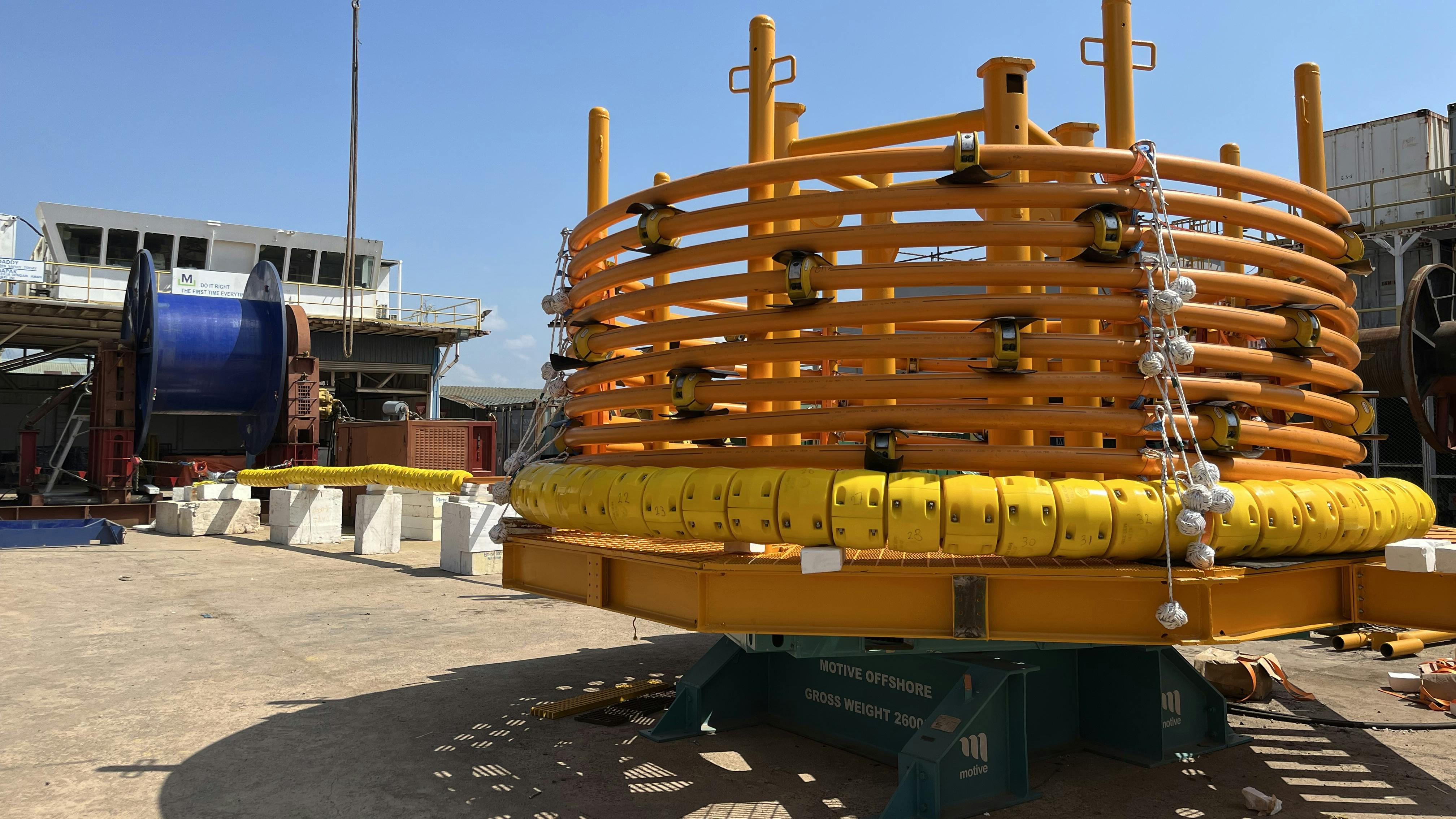 thermoplastic composite pipe jumper