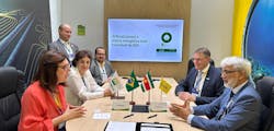 Staatsolie Maatschappij Suriname N.V. and the Brazilian state oil and gas company Petróleo Brasileiro S.A. (Petrobras) on Sept. 26 signed a memorandum of understanding. Staatsolie Maatschappij Suriname N.V. and the Brazilian state oil and gas company Petróleo Brasileiro S.A. (Petrobras) on Sept. 26 signed a memorandum of understanding.