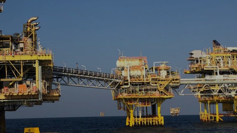 马来西亚海上 South Furious 水驱项目产出第一批石油