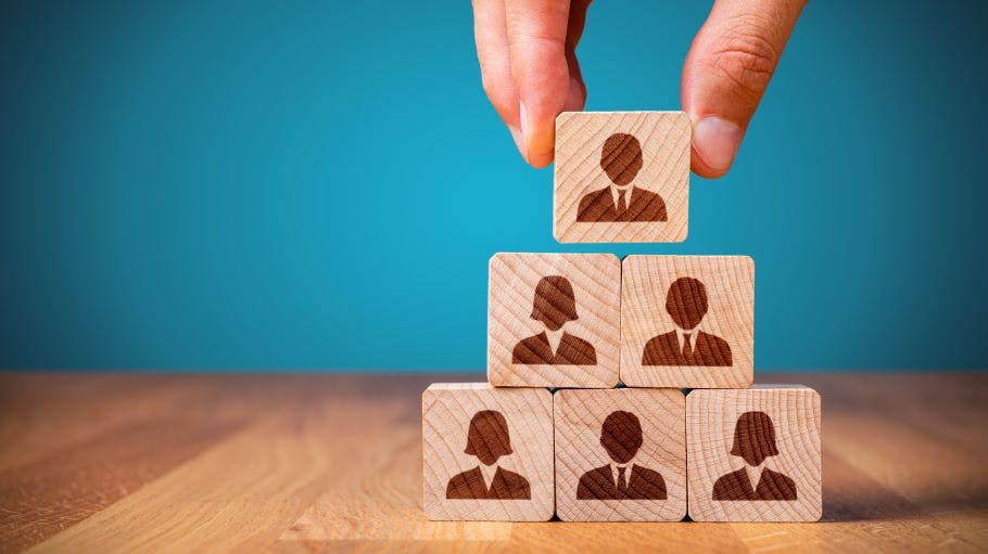 CEO steps down_new leadership appointed