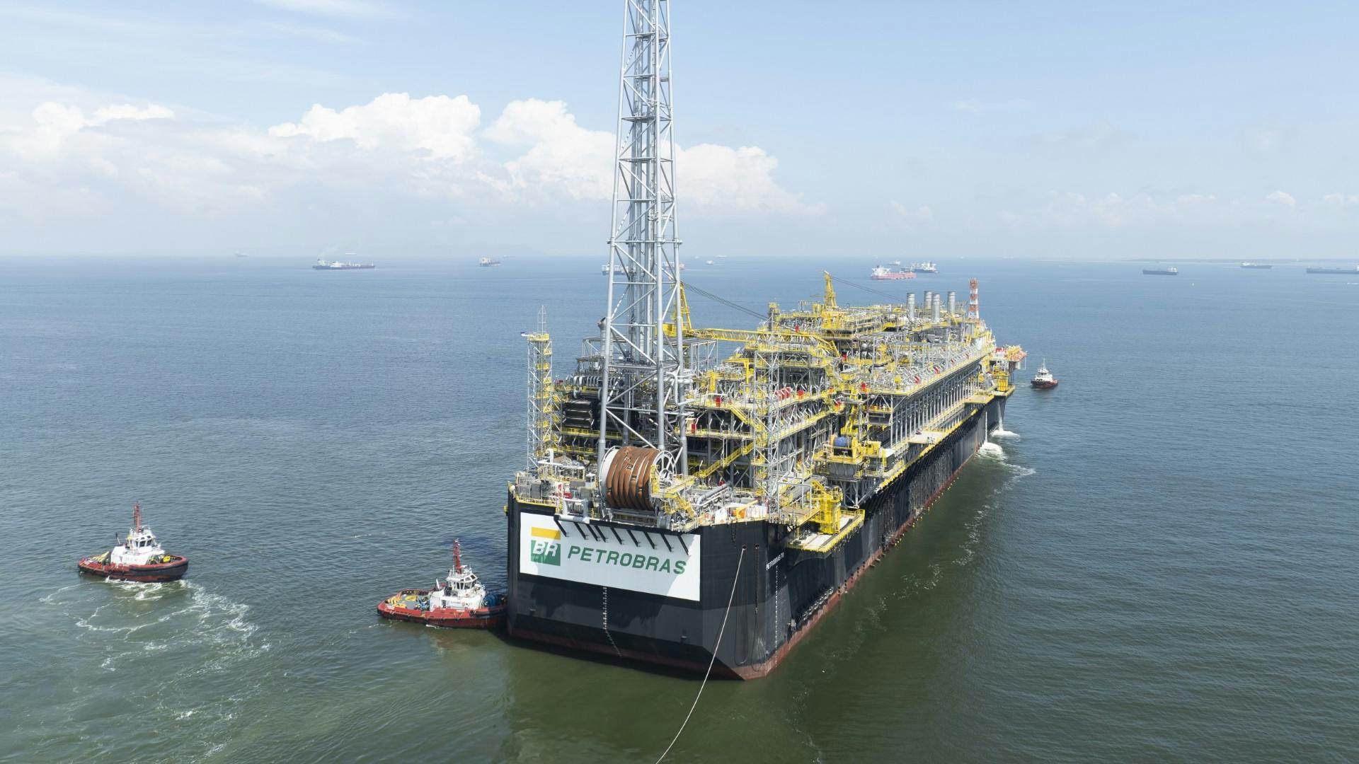 The P-78 FPSO is sailing to the Buzios Field offshore Brazil.